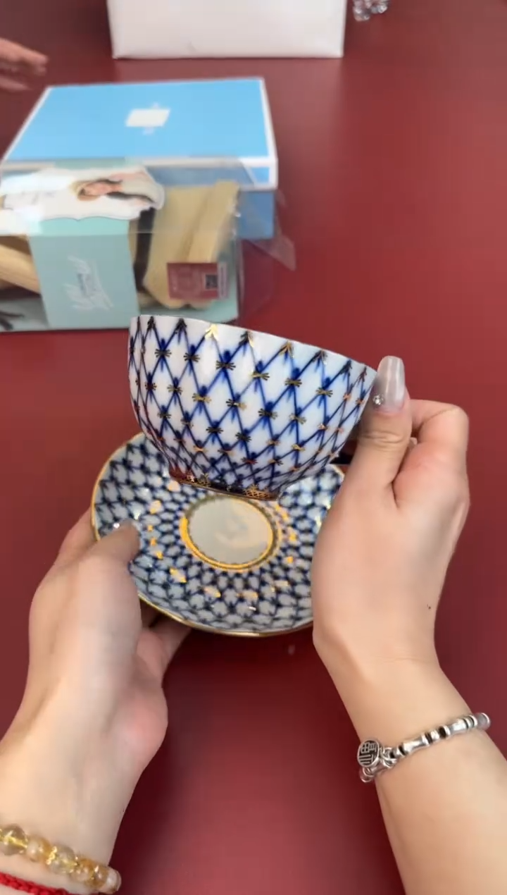 【闪购商品】瓷片正午瓷缘 臻品源泉@@EE117