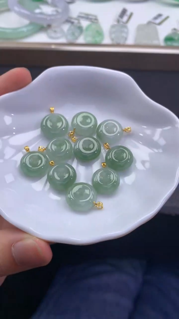 翡翠18K金镶嵌颈饰FA346 翡翠平安扣 多样性发其一