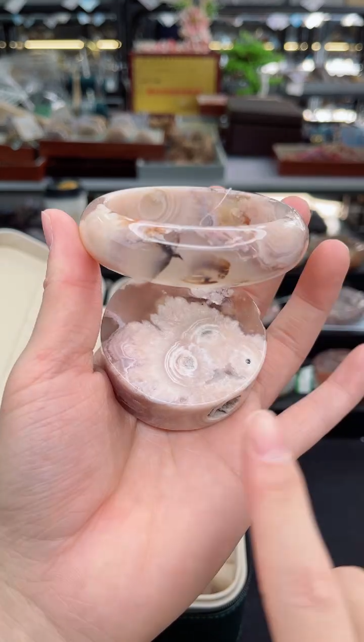 【闪购商品】石英质玉手镯未镶嵌60圈口（赠品镯心）3505097