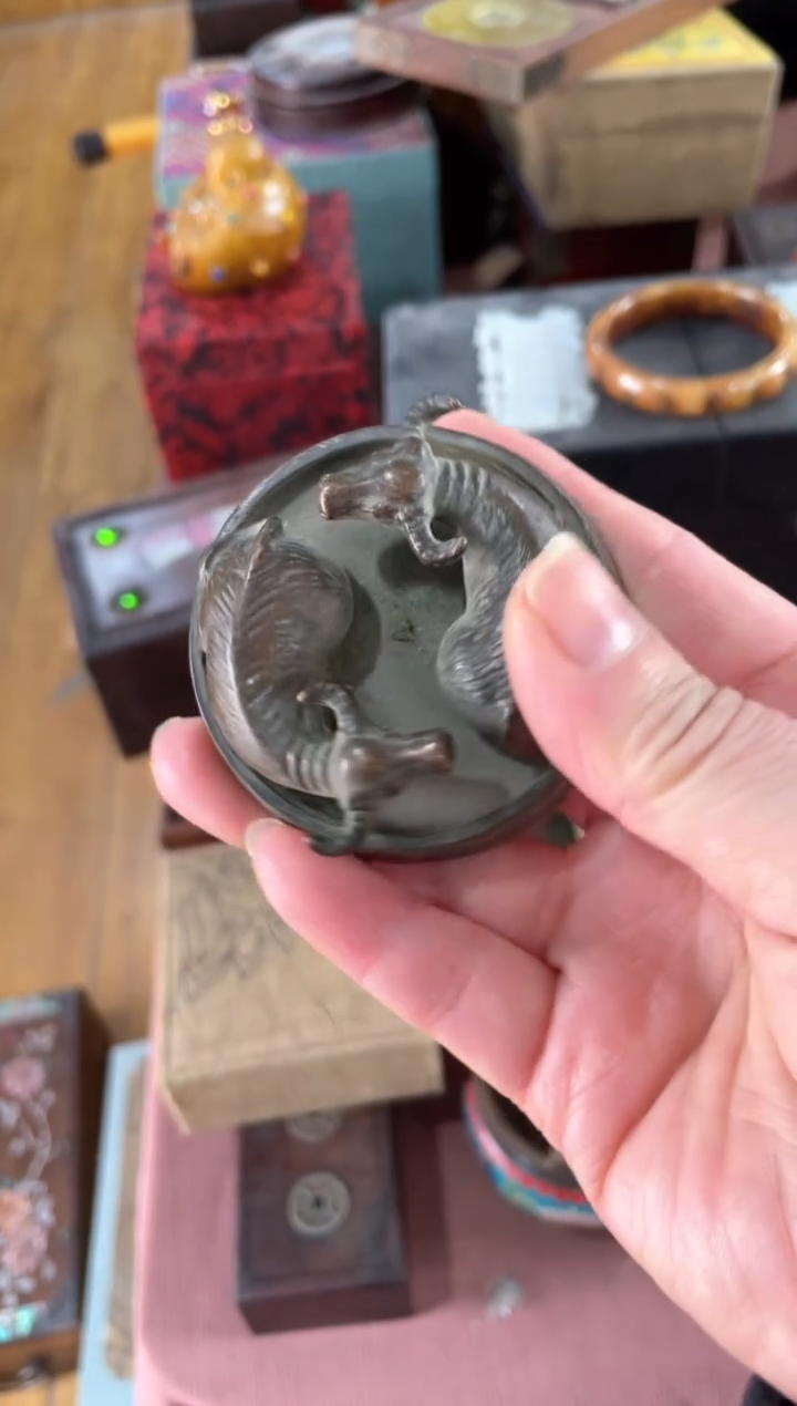 【闪购商品】1宫廷影视老旧工艺摆件