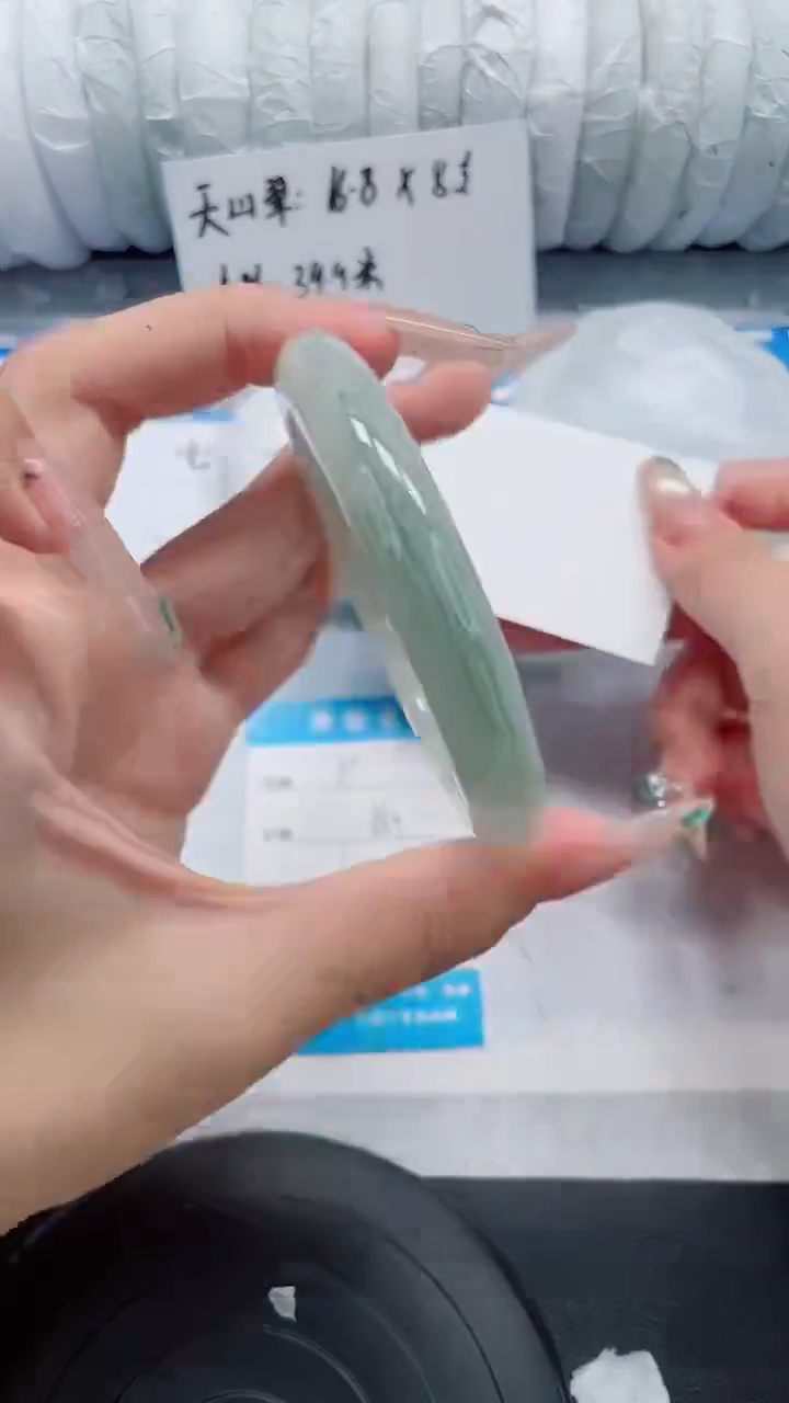 未镶嵌手镯石英质玉80-56/57