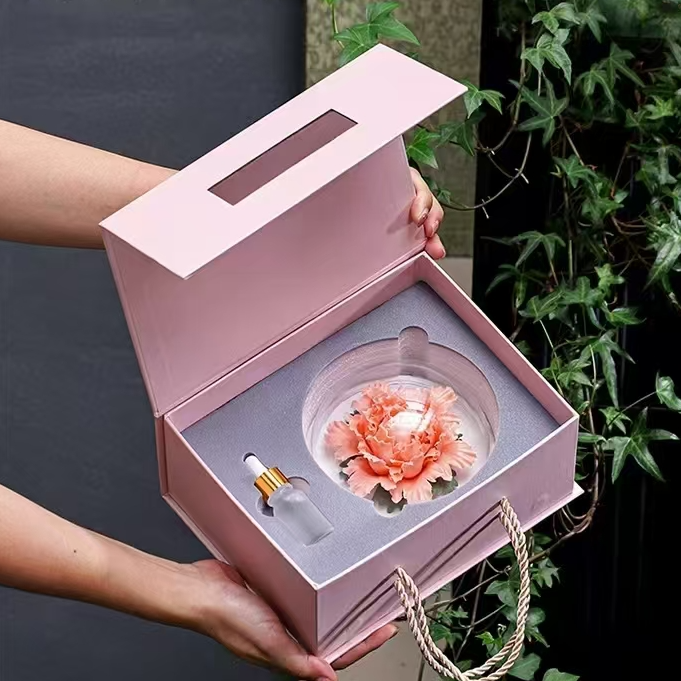 菏泽陶瓷牡丹香薰，手工捏制拼接而成1380度高温定型固色制作完成