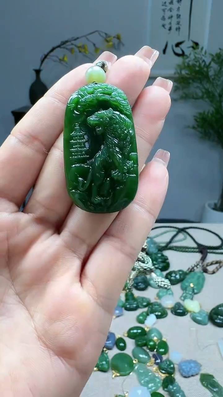 未镶嵌和田玉挂件1