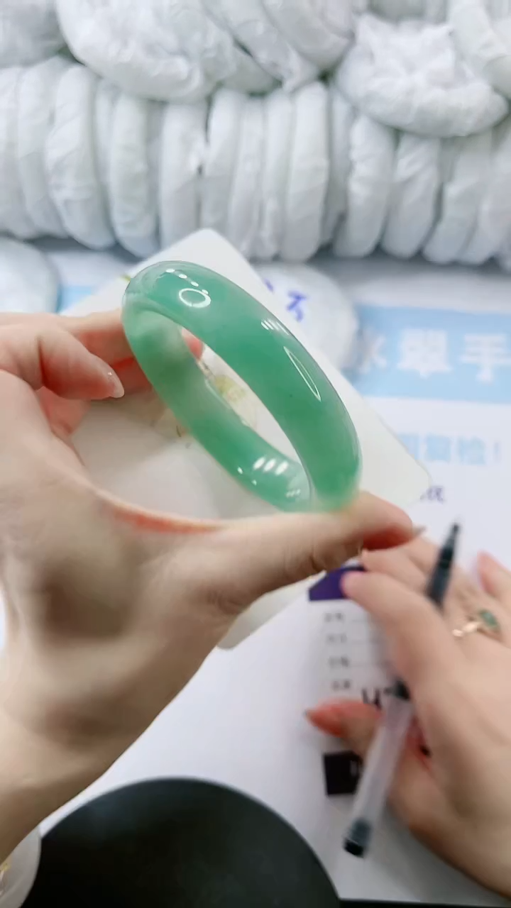 【闪购商品】石英质玉手镯未镶嵌多样性发货L173-62