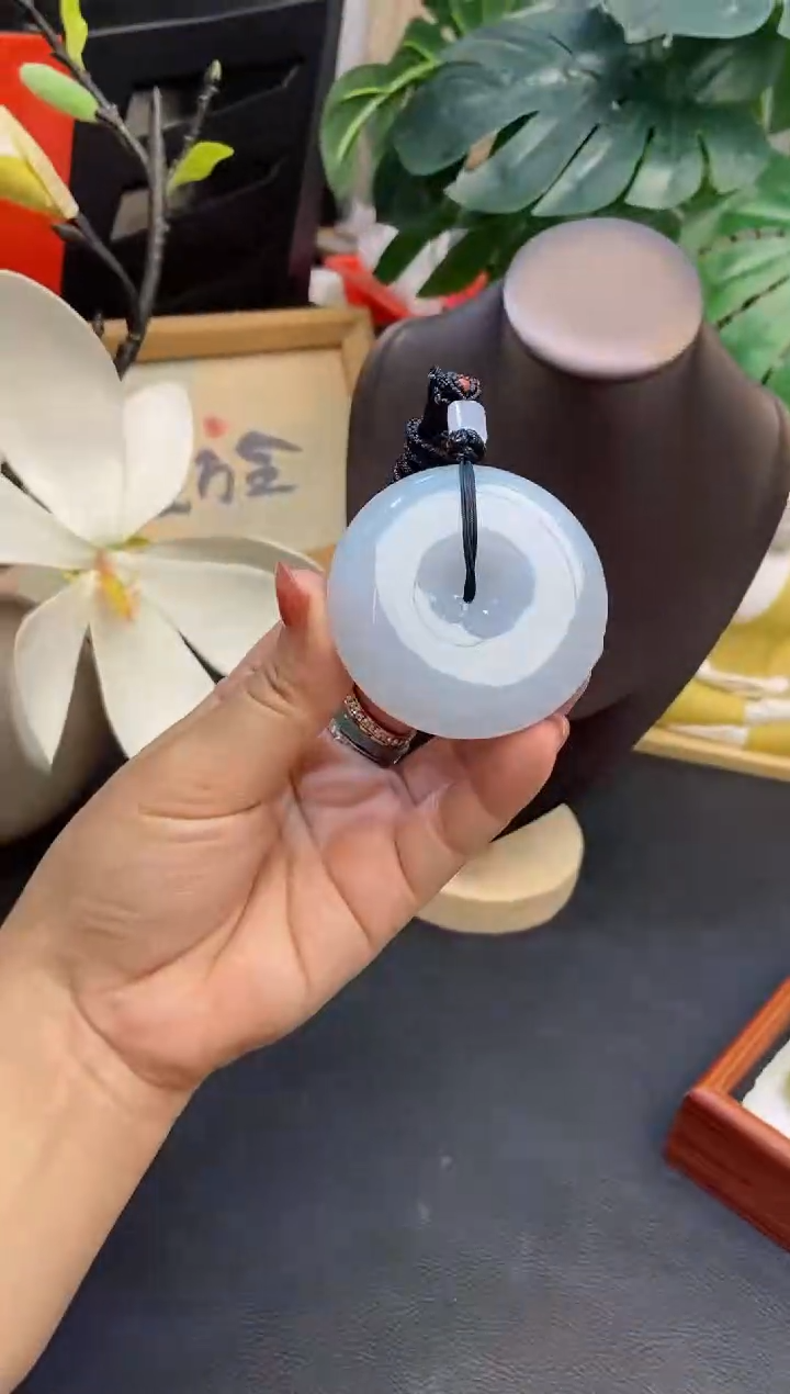 【闪购商品】翡翠颈饰未镶嵌缅甸天然翡翠