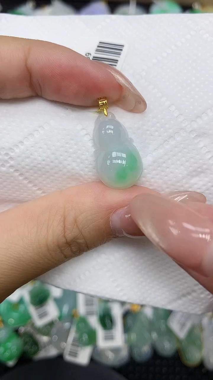 颈饰18K金镶嵌翡翠 11111111111111111