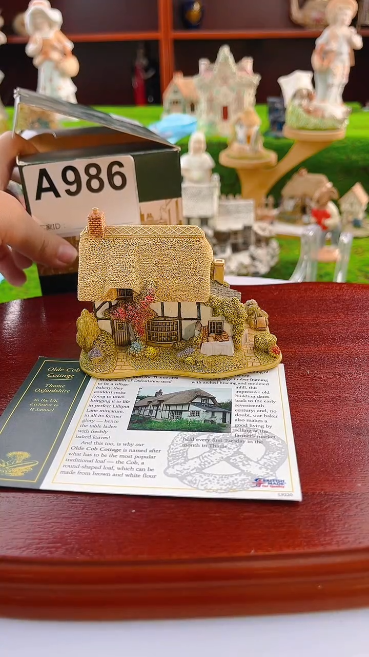 【闪购商品】紫砂茶宠Lilliput中古小房子986