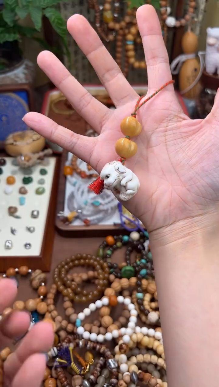 手串猴头核桃猴头屁桃（貔貅）手机挂链