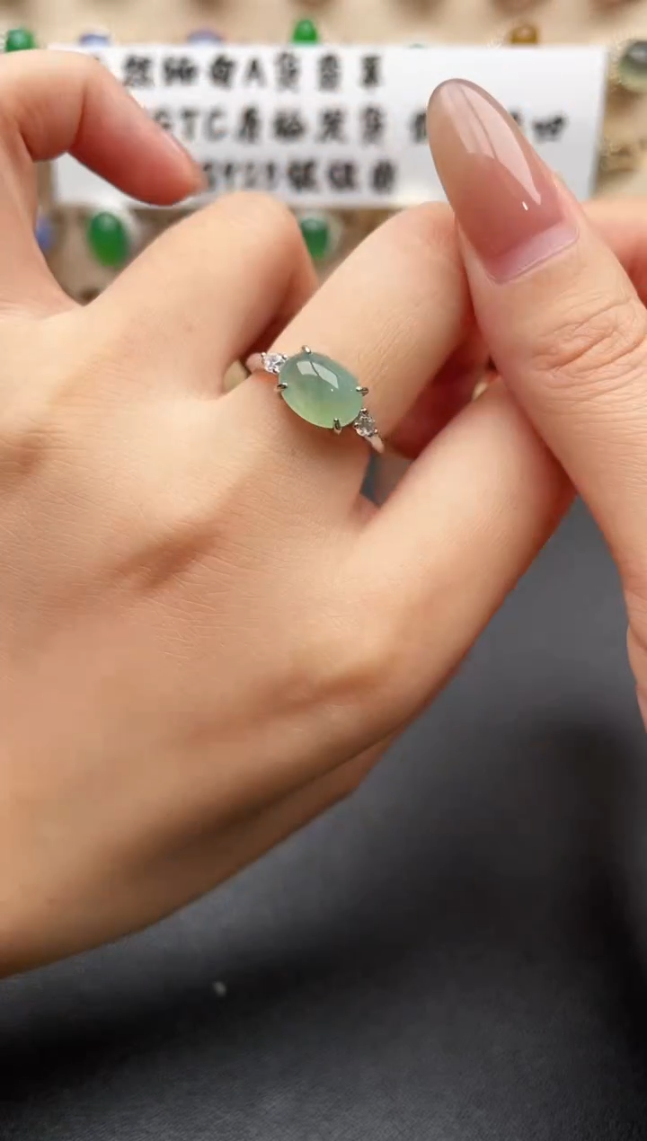 银S925镶嵌戒指翡翠一物一证一礼盒