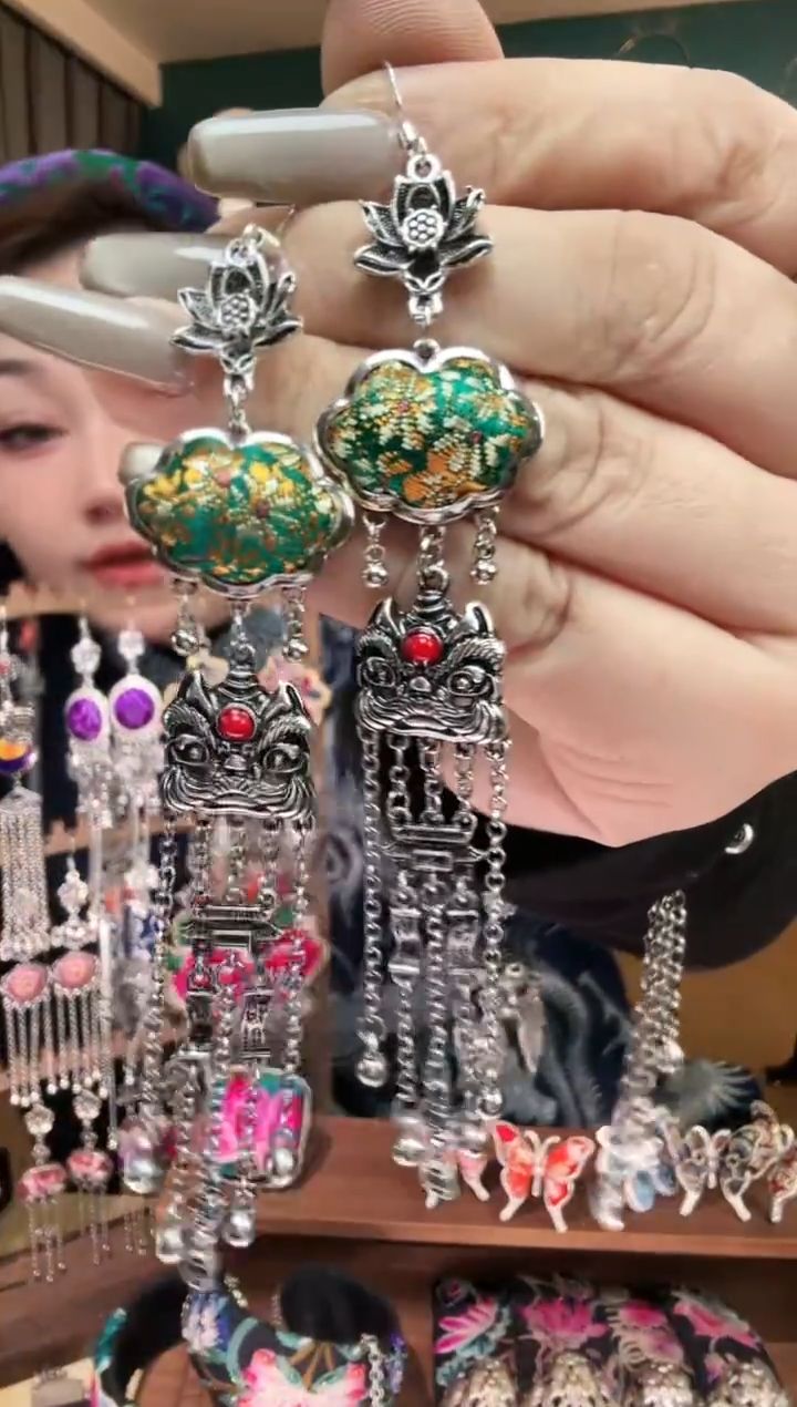 刺绣纯手工民族风刺绣耳环