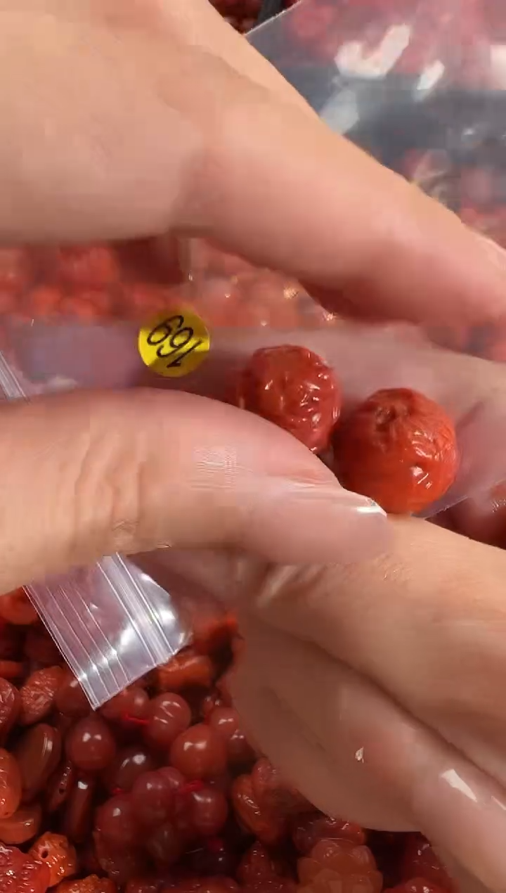 颈饰未镶嵌南红玛瑙朵*呀1