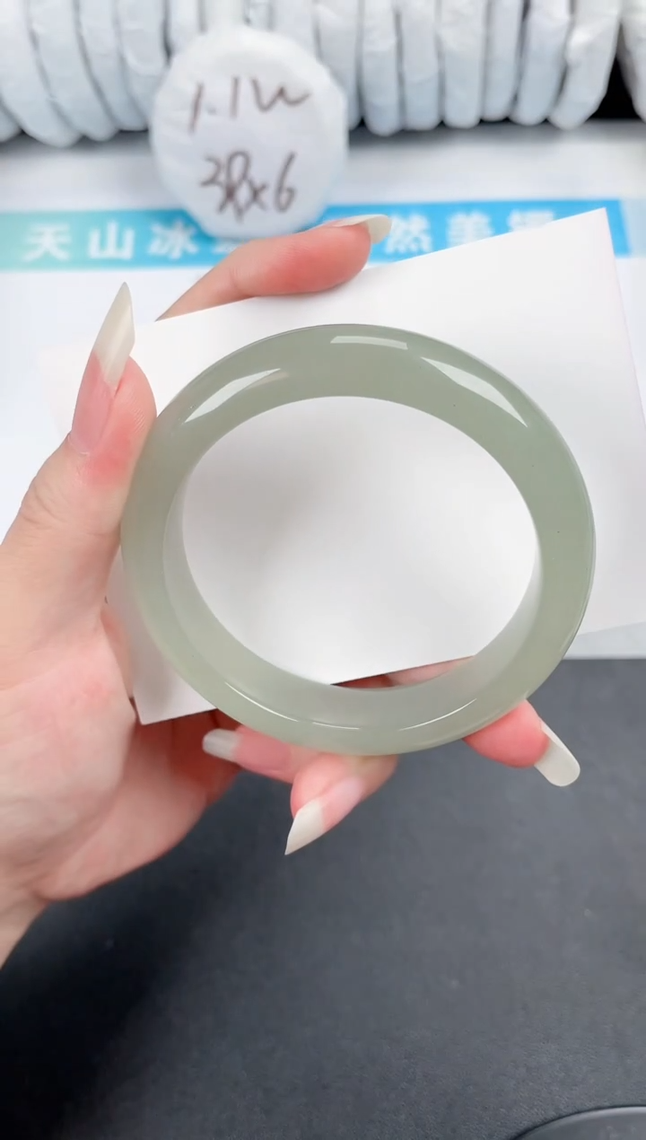 石英质玉手镯未镶嵌54-58.5