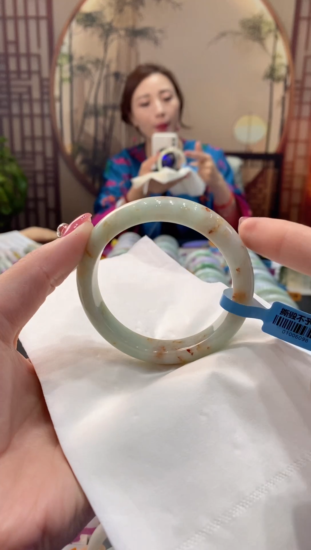 【闪购商品】翡翠手镯未镶嵌000034746