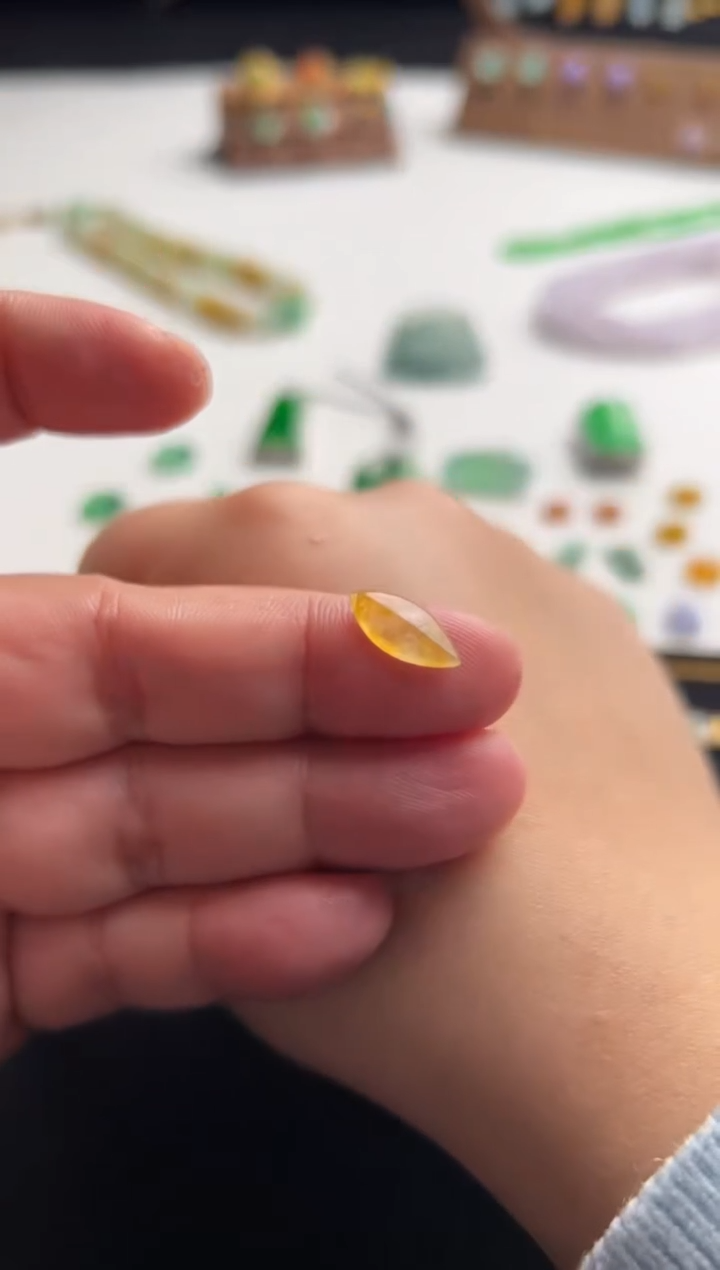 【闪购商品】定制翡翠未镶嵌随行380