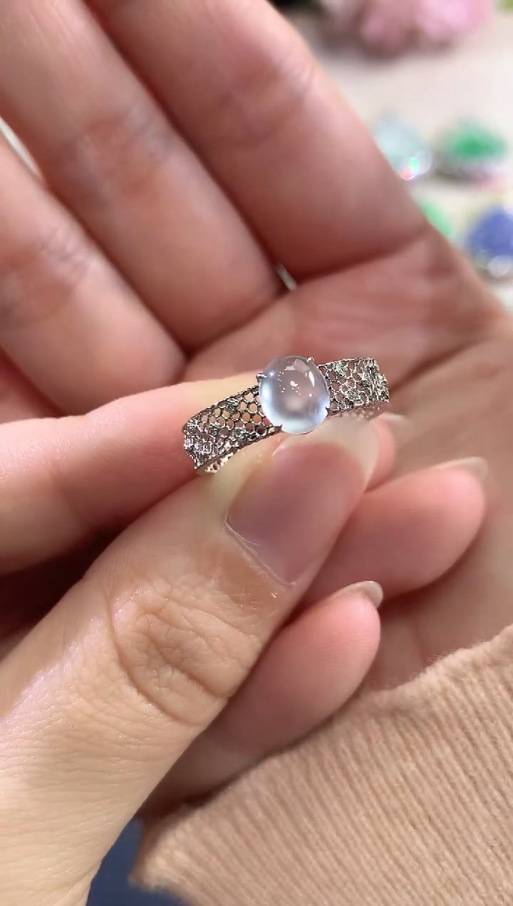 18K金镶嵌戒指翡翠B103