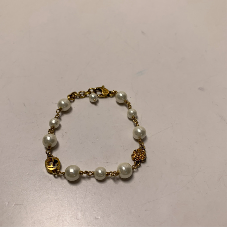 99新 GUCCI/古驰 小花柳 合金 互扣式 双G 珍珠花朵 手链