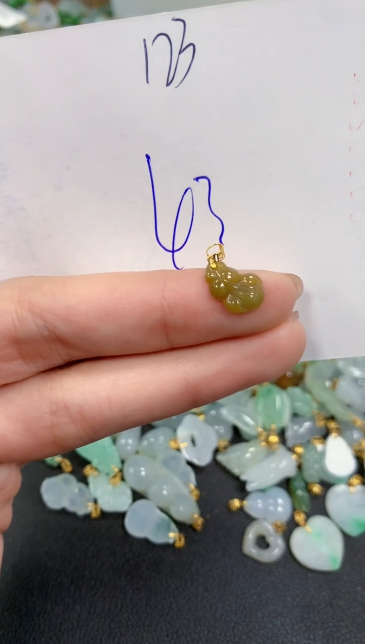 【闪购商品】翡翠颈饰18K金镶嵌 天然翡翠A货