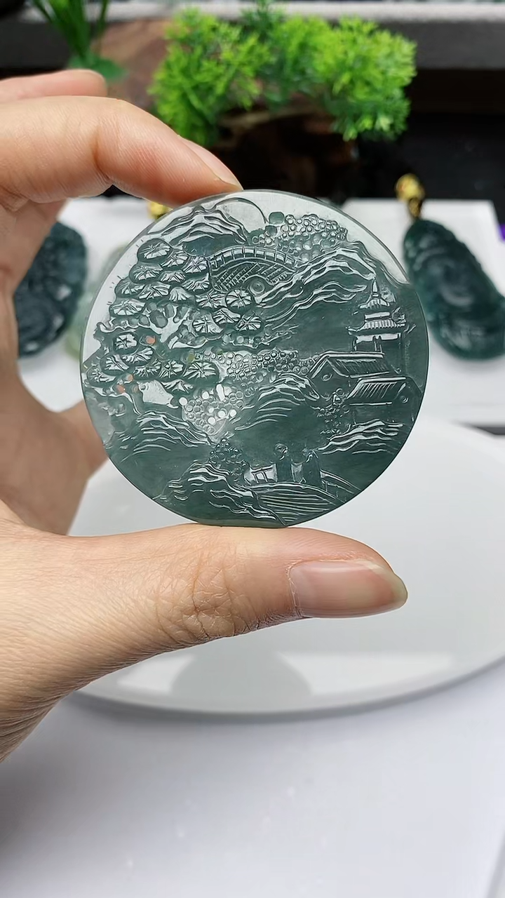 【闪购商品】翡翠颈饰未镶嵌