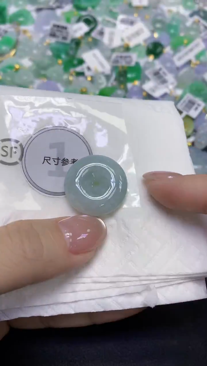 颈饰未镶嵌翡翠天然缅甸翡翠A货百元以上9元证书费自理