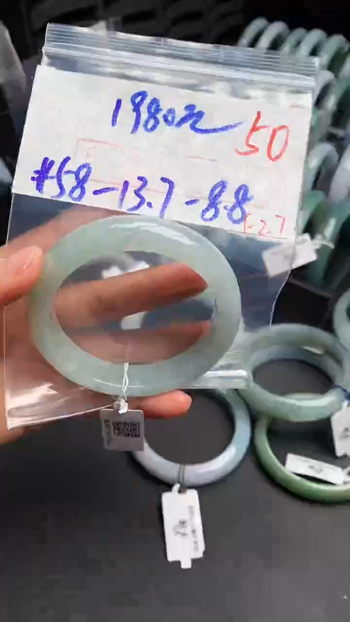 【闪购商品】定制翡翠未镶嵌毛货需精细抛光+多样性发货拍一发一