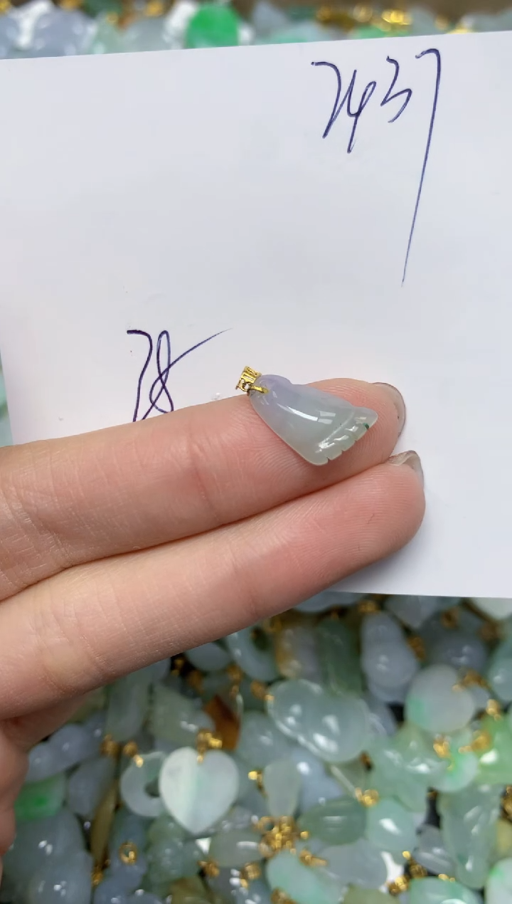 【闪购商品】翡翠颈饰18K金镶嵌天然翡翠A货