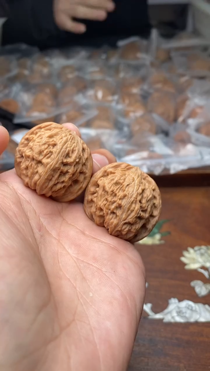 【闪购商品】文玩核桃把件A113号36尺磨盘