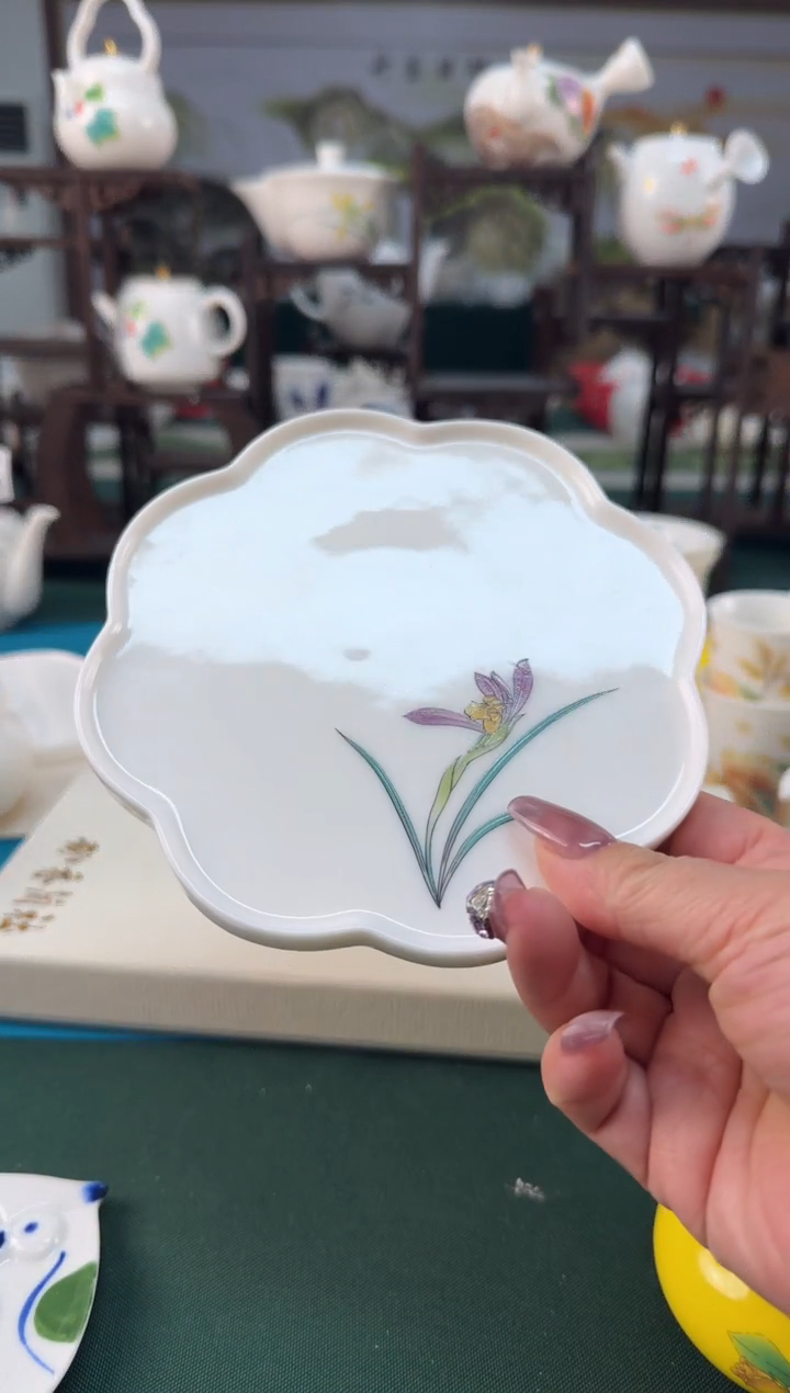 【闪购商品】瓷器 ······.......