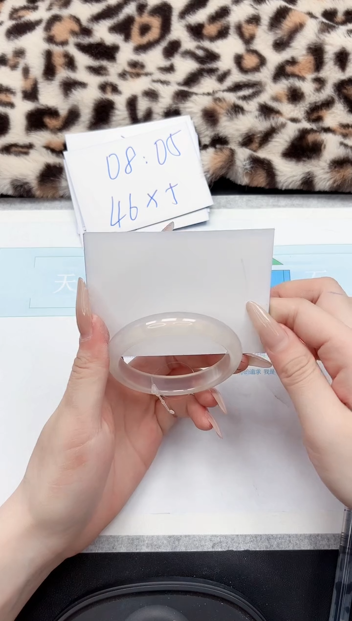 【闪购商品】石英质玉手镯未镶嵌243-54.1