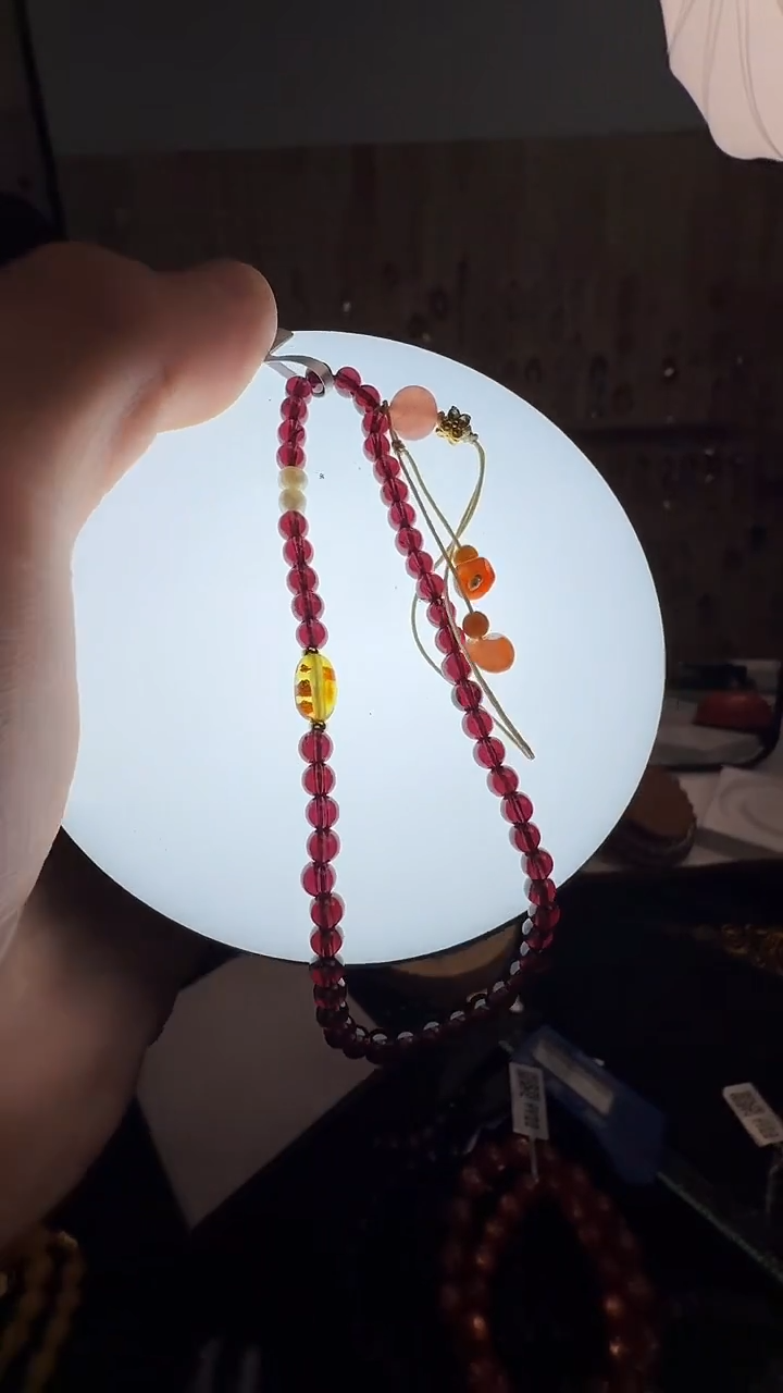 未镶嵌珠宝半成品石榴石村0350 约4mm