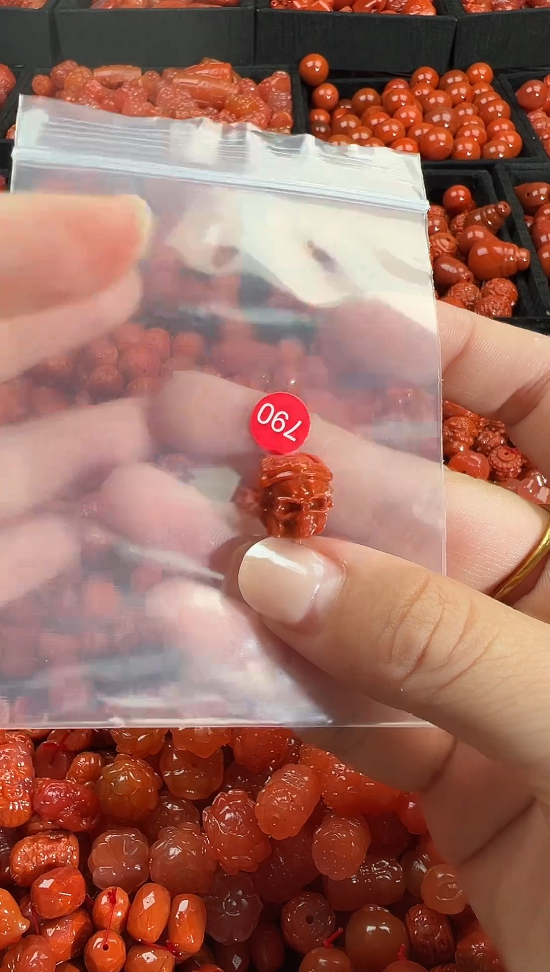 颈饰未镶嵌南红玛瑙1