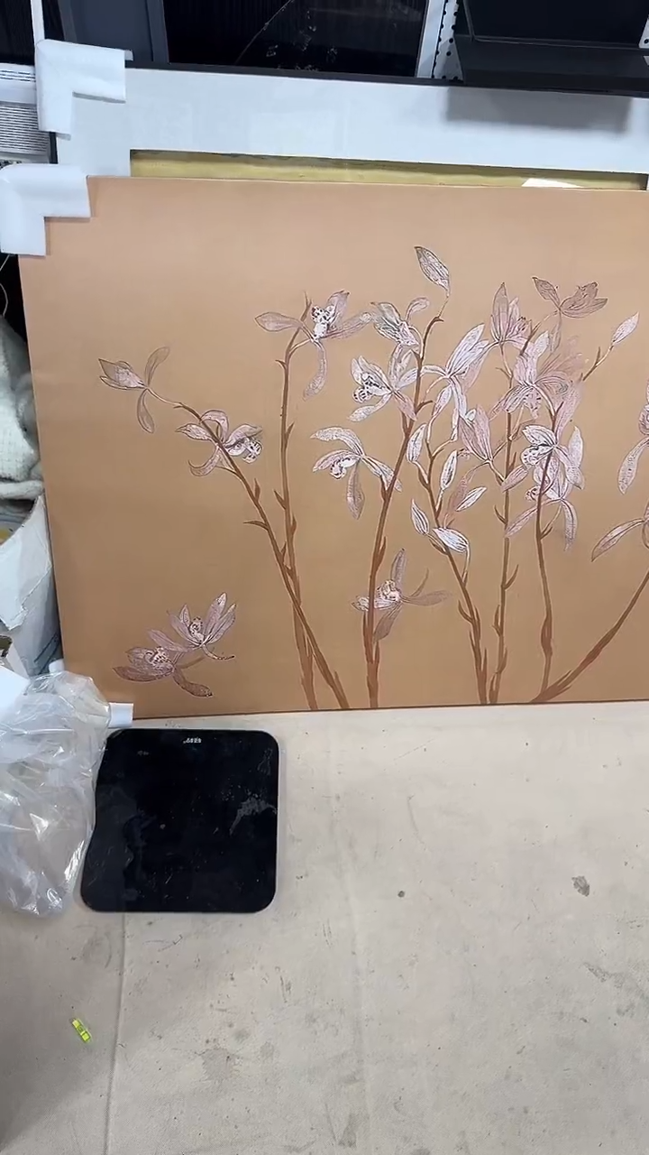 暗***。仓库清仓画       默认瑕疵