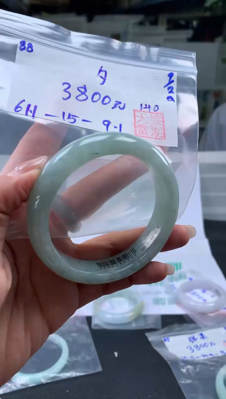 【闪购商品】翡翠手镯未镶嵌翡翠手镯 下单联系小耳机#