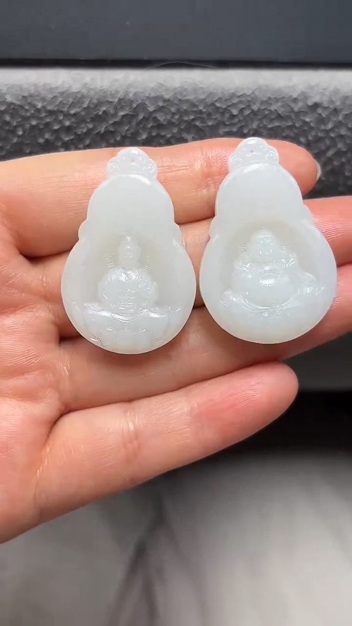 颈饰未镶嵌和田玉.