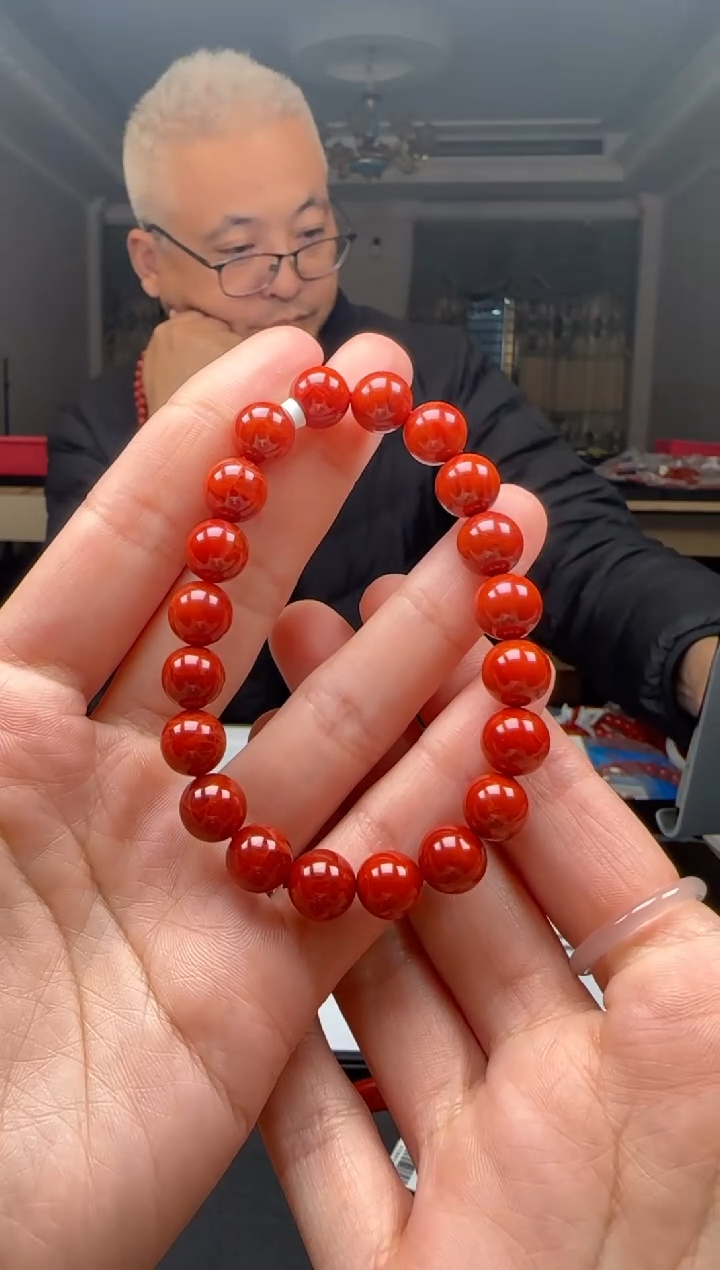 【闪购商品】南红玛瑙9mm瓦西手串圆珠未镶嵌多样性发一件