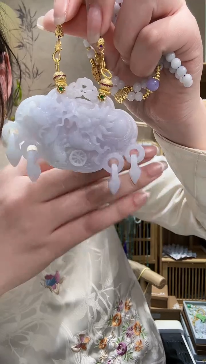 【闪购商品】翡翠颈饰未镶嵌吊坠