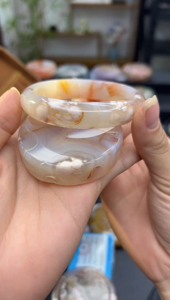 【闪购商品】石英质玉手镯未镶嵌1418A63(圈赠送镯心)