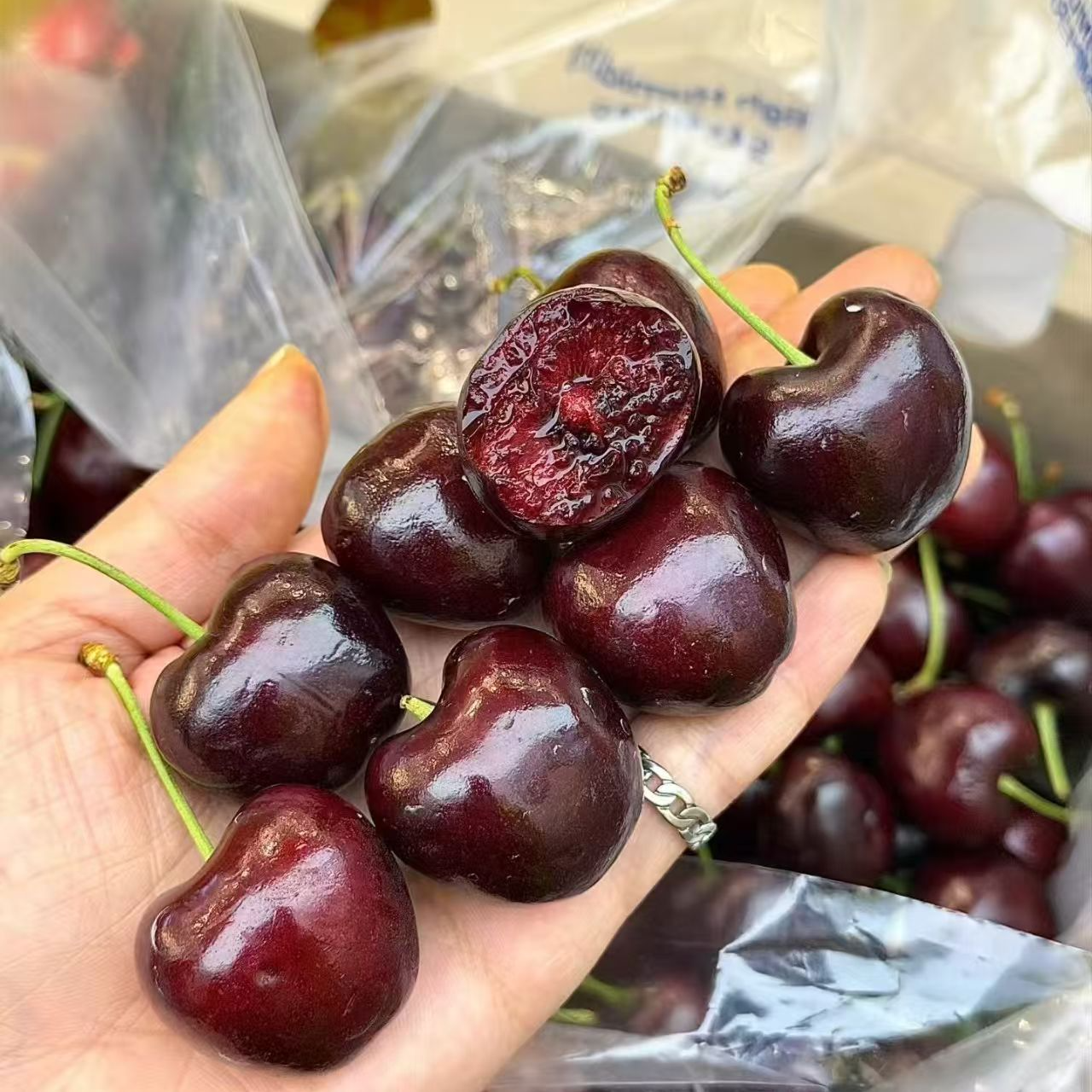 智利海运车厘子2J2.5kg桑提娜樱桃智利共和国