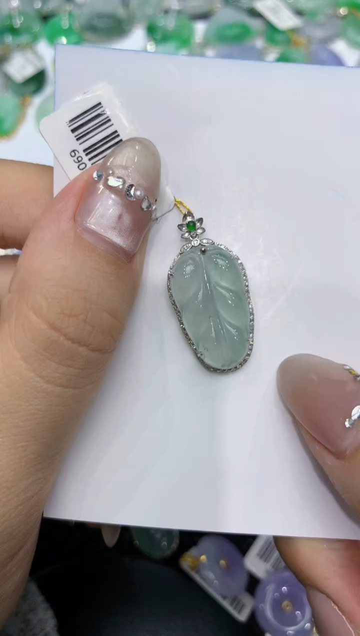 【闪购商品】翡翠颈饰18K金镶嵌222222222