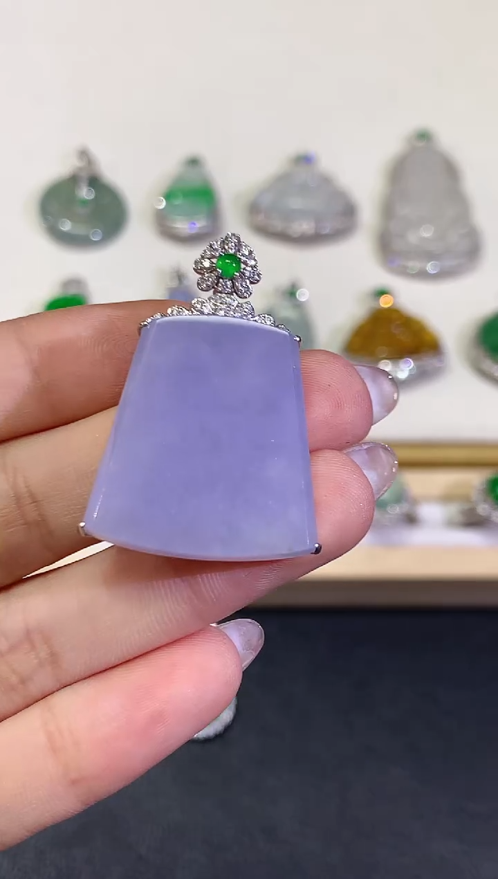 【闪购商品】翡翠吊坠(不含链)18K金镶嵌团购1