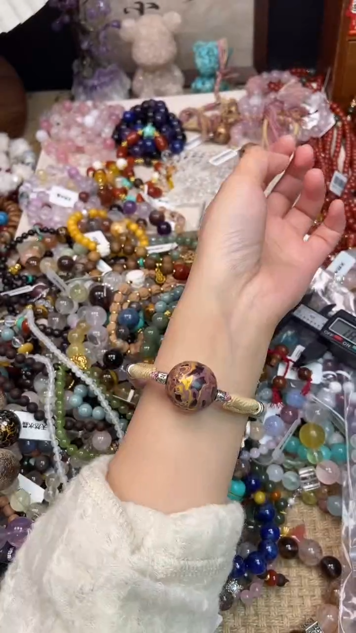 未镶嵌石英质玉手饰313