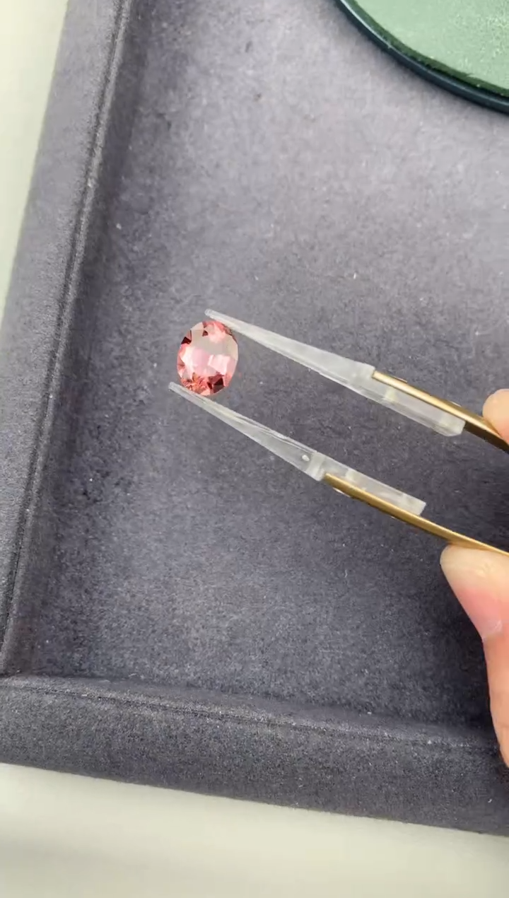 未镶嵌珠宝半成品碧玺2.4ct粉碧玺 BE 定制