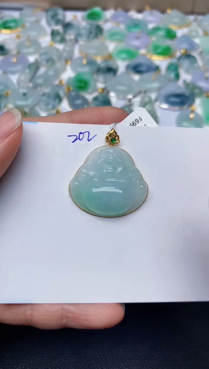 【闪购商品】翡翠颈饰18K金镶嵌天然翡翠A货   