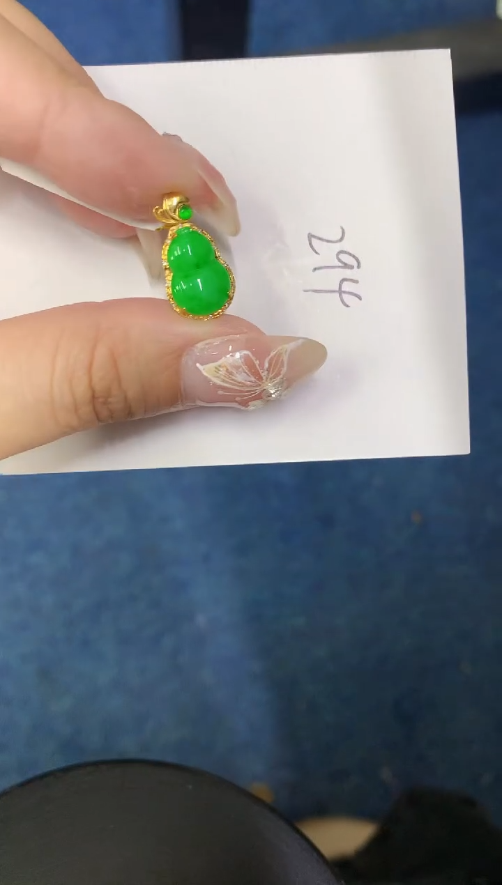 【闪购商品】翡翠颈饰18K金镶嵌0000000000