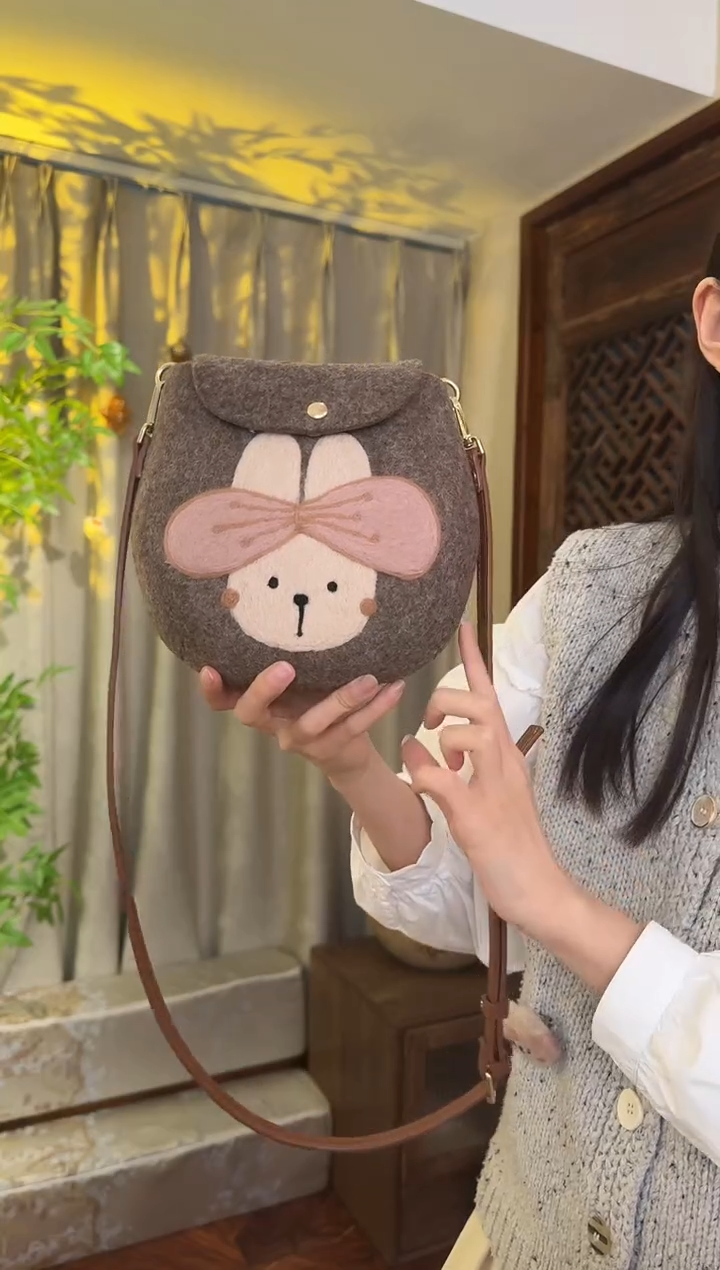羊毛非遗纯手工包  蛋蛋包蝴蝶结兔子
