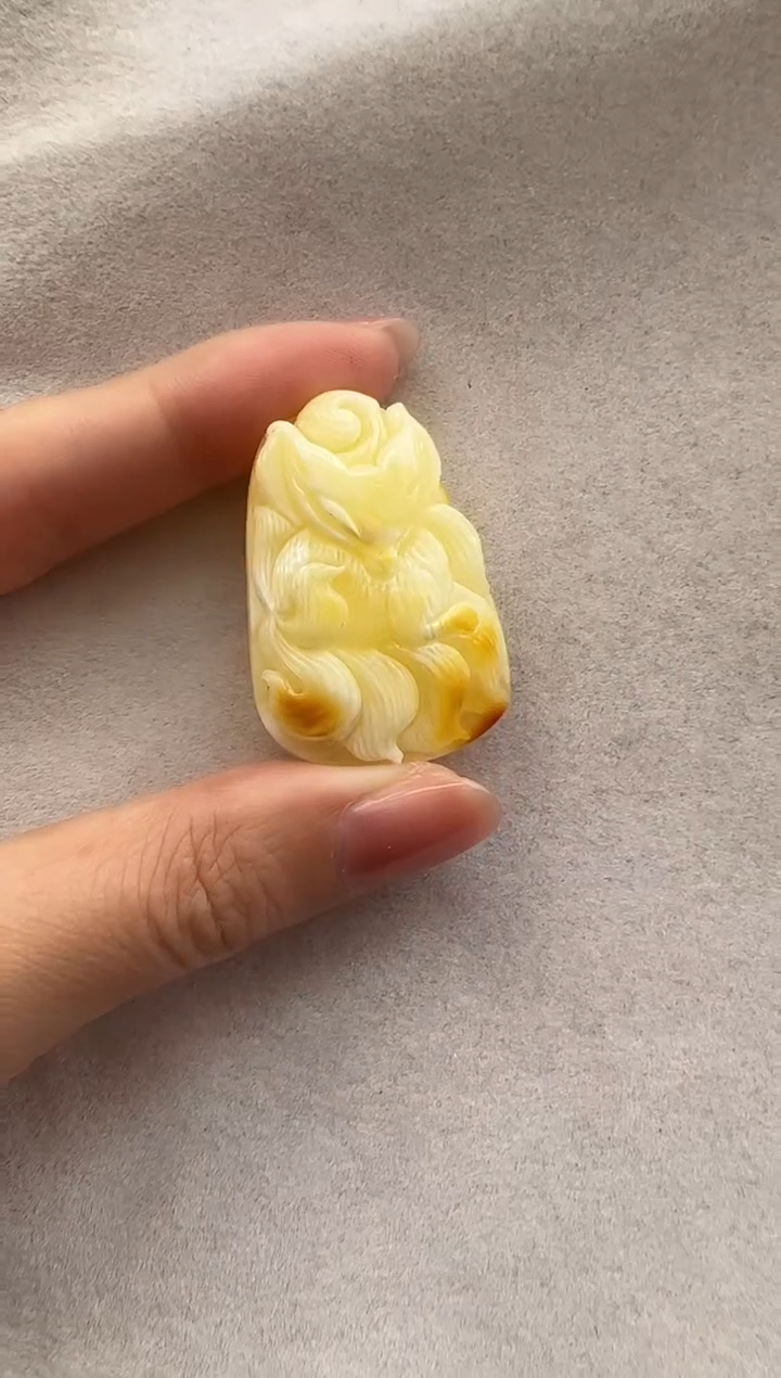 【闪购商品】琥珀裸石未镶嵌10208149-吊坠