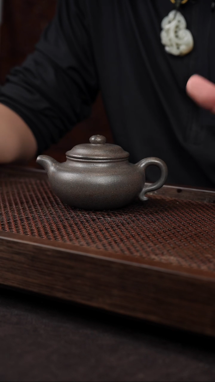 【闪购商品】紫砂茶壶岩中泥大亨仿古壶