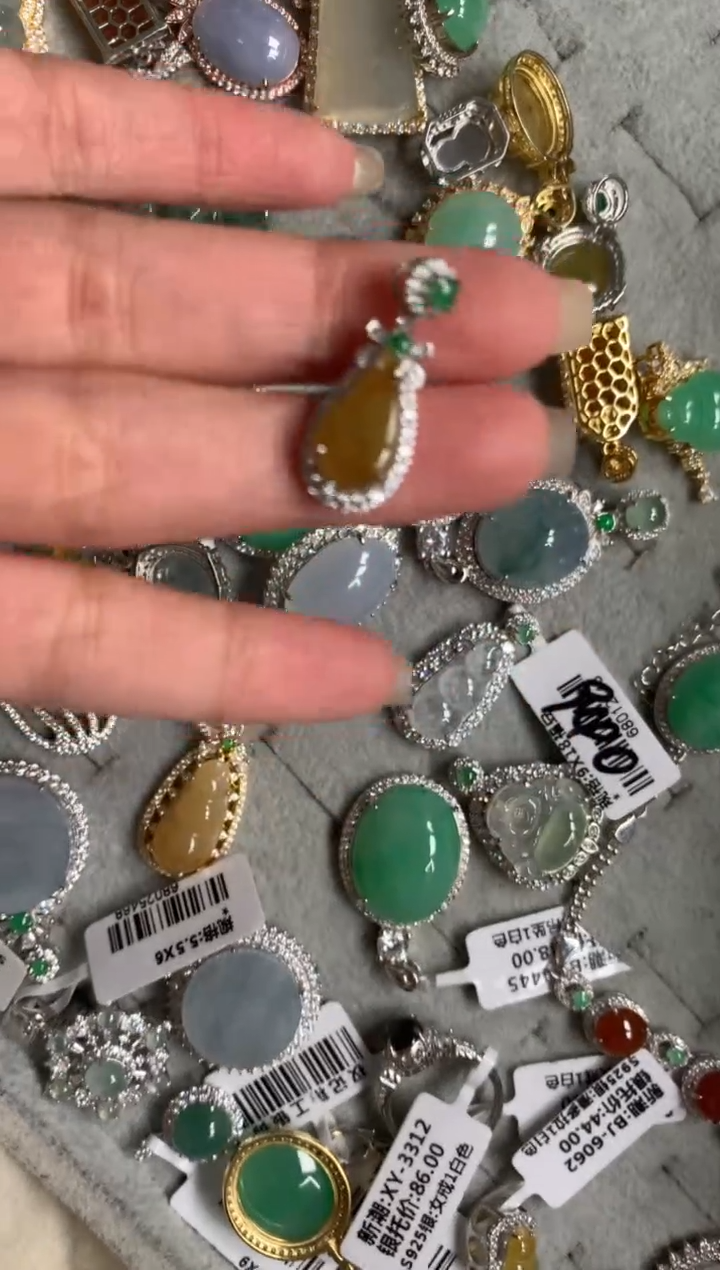 银S925镶嵌戒指翡翠吊坠30