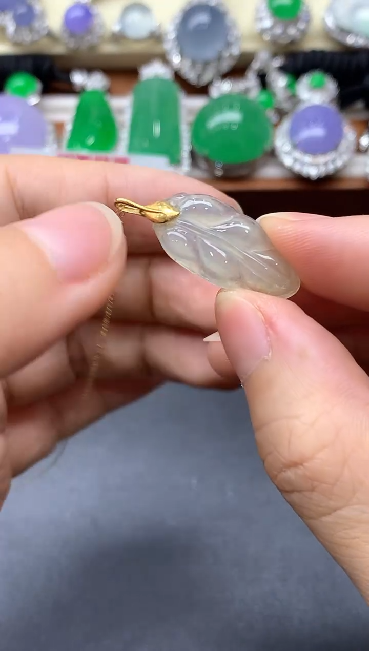 颈饰18K金镶嵌翡翠389-中国好珍宝