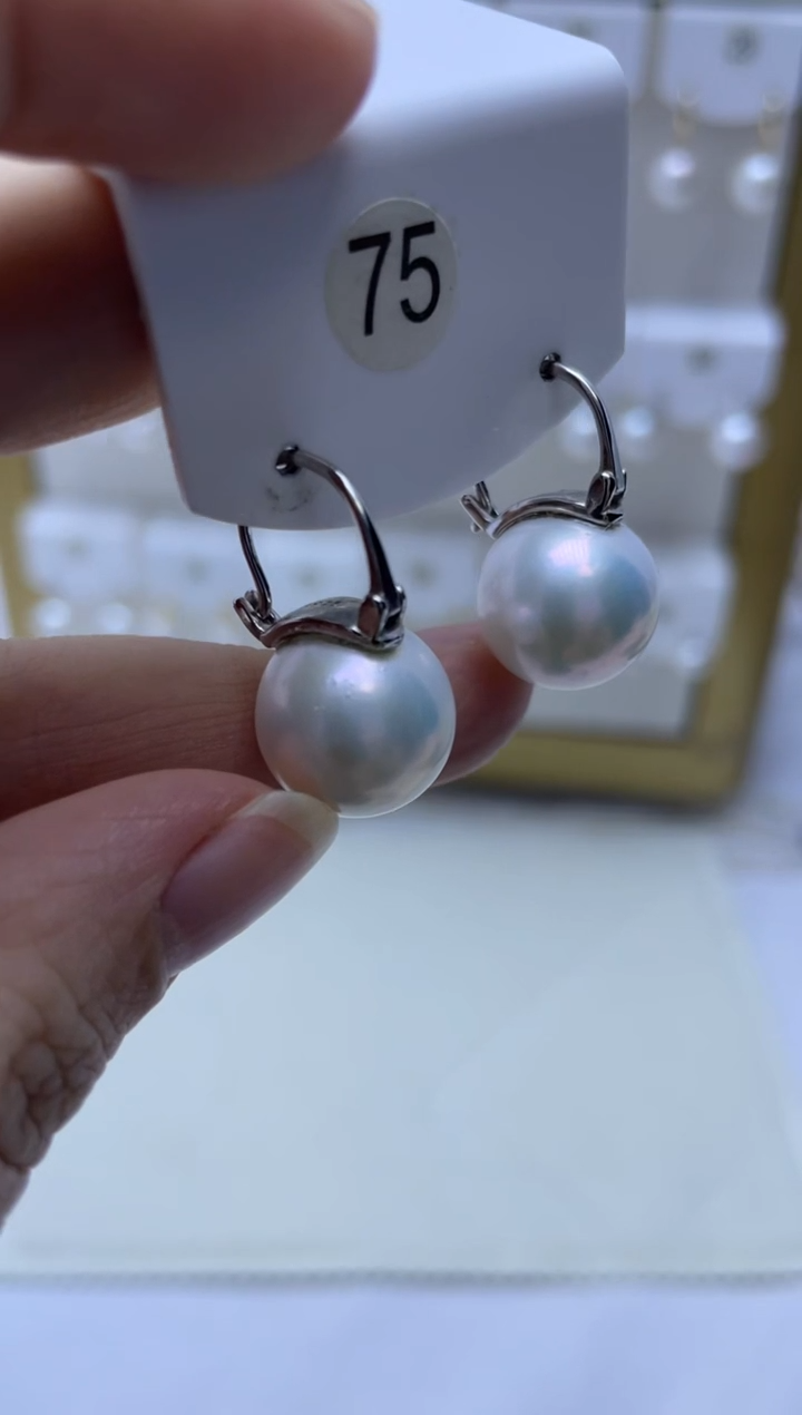 银S925镶嵌耳饰淡水珍珠75