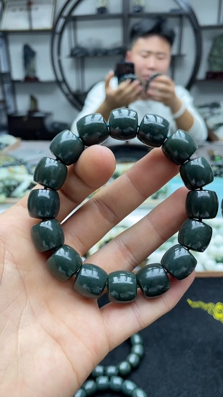 未镶嵌手串和田玉新疆且末青玉蓝调14直切